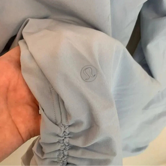 Lululemon Beyond the  Studio Crop Blue Linen Swift Fabric 8 - Picture 8 of 15